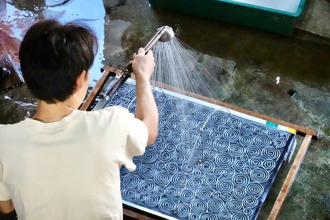 Spirit of Craftsmanship in Japanese Papermaking in Echizen - A Glimpse Into the Production Process