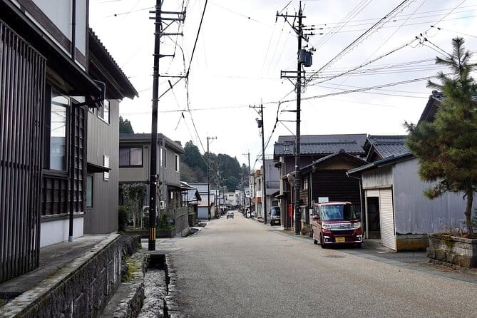 Spirit of Craftsmanship in Japanese Papermaking in Echizen - Transportation and Accessibility