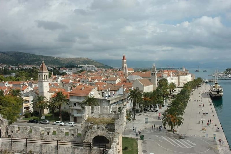 Split and Trogir Half Day Small Group Guided Tour - Exploring Splits Ancient Heart: Diocletian’s Palace