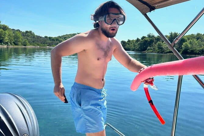 Split: Blue Lagoon & 3 Island Cruise with Wine & Snorkeling - How Guides and Atmosphere Elevate the Experience