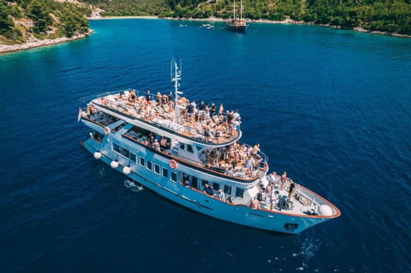 Split: Blue Lagoon, Shipwreck and olta with Food and Drinks - FAQ