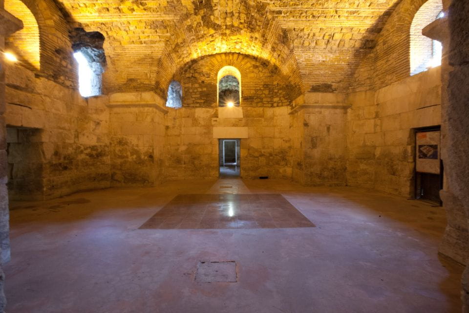 Split: Entry Ticket to the Cellars of Diocletians Palace - Getting to the Cellars