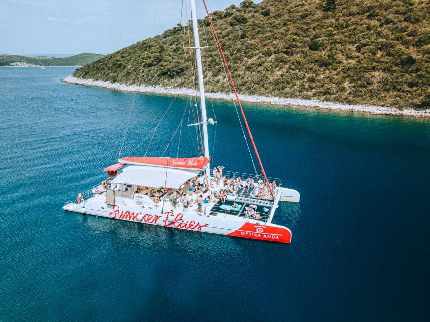Split: Full-Day Catamaran Cruise to Hvar & Pakleni Islands - Itinerary and Activities