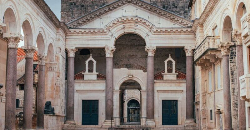 Split: Palace & Old Town Private Walking Tour-Entrance incl. - Exploring the Heart of Split: Diocletian’s Palace and the Old Town