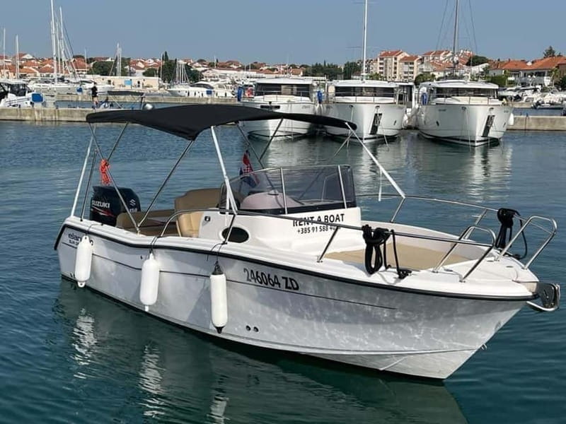 Split: Private Blue Lagoon 3 islands with speed boat - Exploring the Croatian Islands: A Full Breakdown