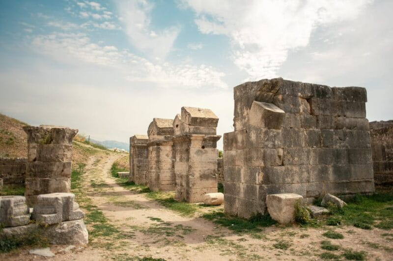 Split: Private tour to Salona, Vitturi castle and Trogir - The Sum Up