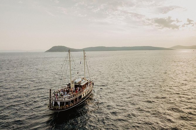 Split Sunset Cruise With Live Music - Meeting Point and Duration