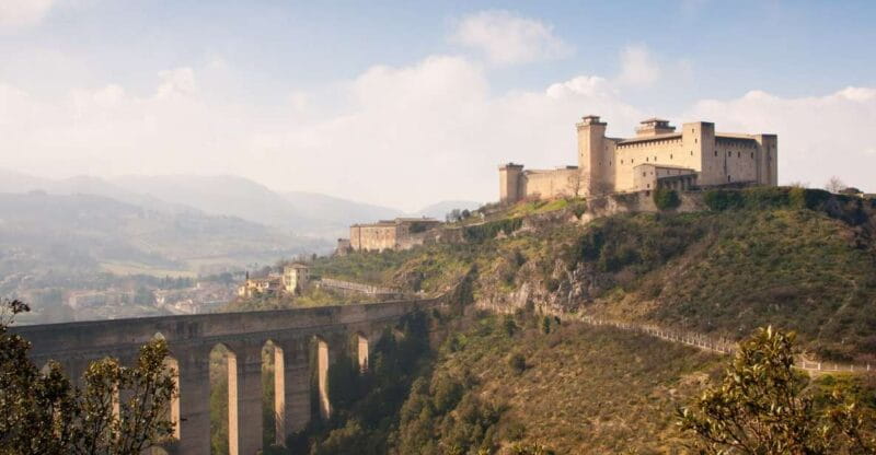Spoleto: Old Town Guided Walking Tour - Walking Through History: The Tour Itinerary in Detail