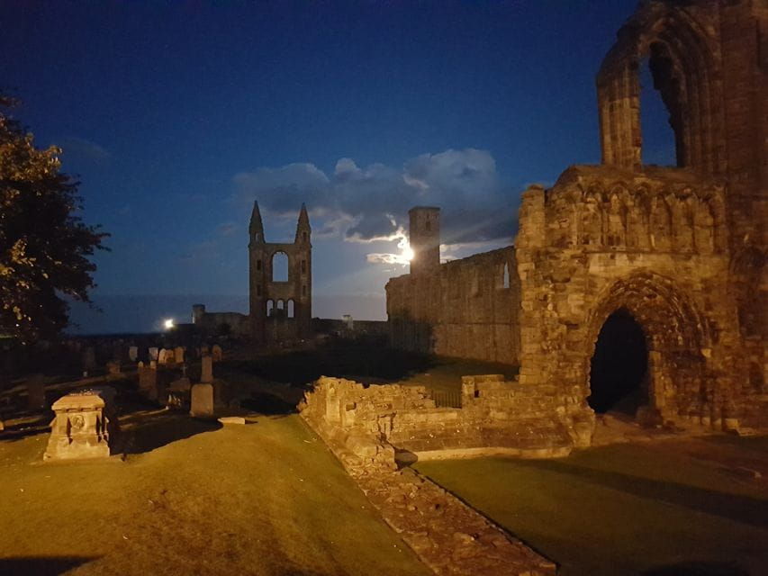 St Andrews: Ghost Tours - Exclusive, Educational, Nonfiction - Iconic Paranormal Hotspots
