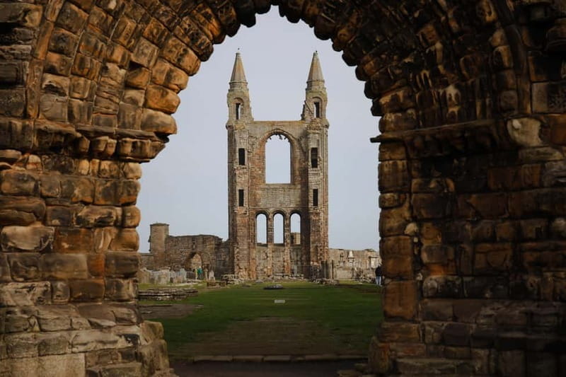 St Andrews: Private Tour with a Local Family - Entering the Heart of St Andrews
