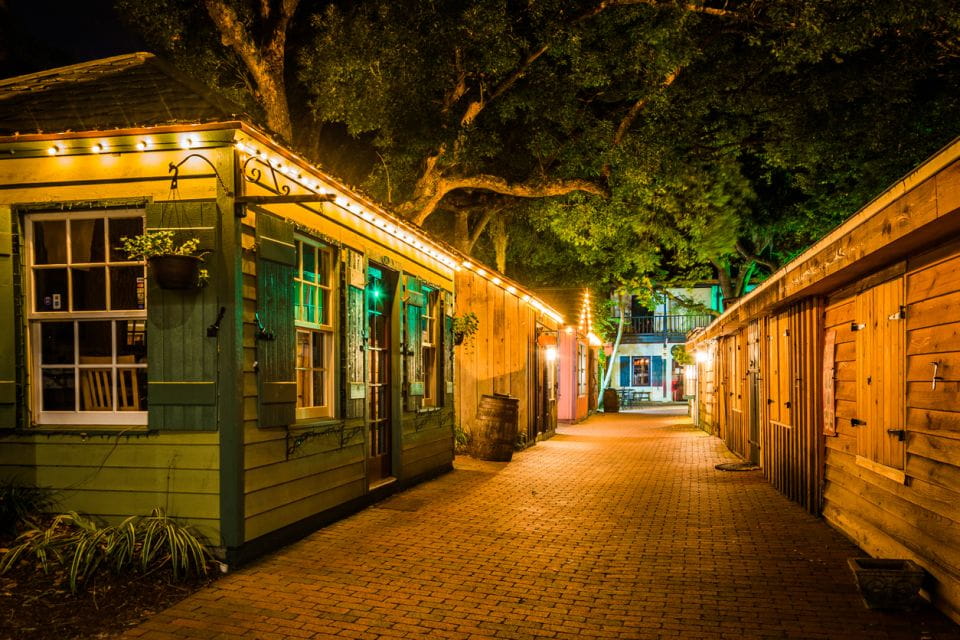 St. Augustine: Haunted Pub Crawl Walking Tour With a Guide - Experience Highlights