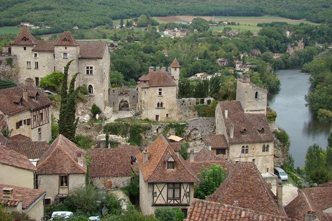 St Cirq LaPopie and Pech Merle Cavern Tour from Toulouse - The Practical Side: Value and Comfort