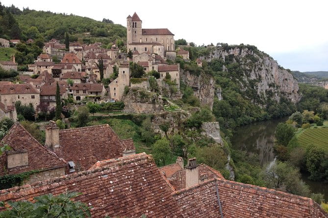 St Cirq LaPopie and Pech Merle Cavern Tour from Toulouse - FAQs