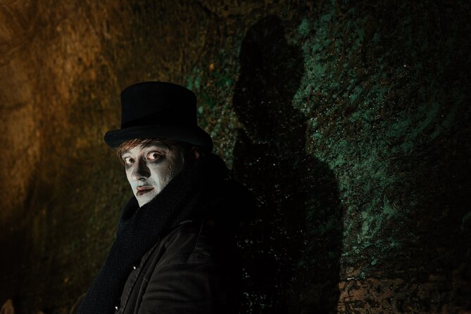 St James Secret Garden Cemetery Tour in Liverpool - Costumed Storyteller Guide