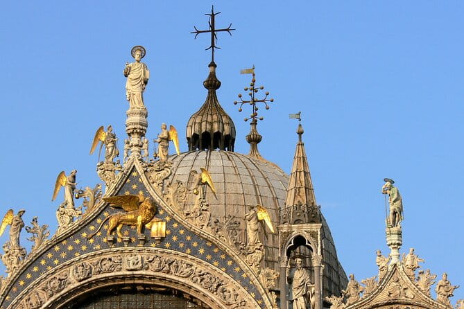St. Marks Basilica Guided Tour with Venice Canals Gondola Ride - Who is This Tour Best For?