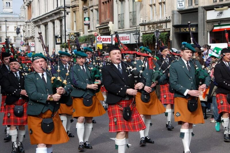St. Patricks Day Parade: Grandstand Experience in Dublin - Who Is This Tour Best For?