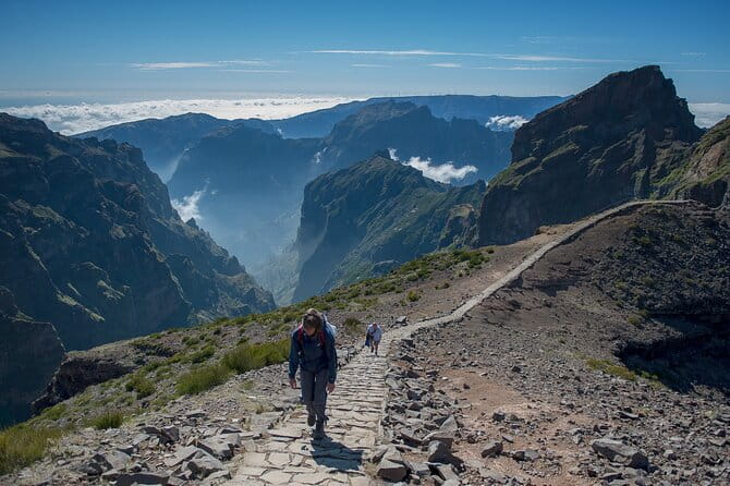 Stairway to Heaven Pico do Areeiro in Madeira Island - The Practical Side: Transportation, Duration, and Tips