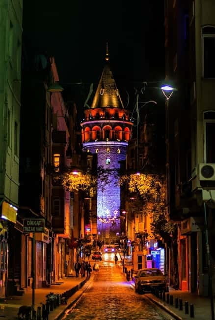 stanbul: Romantic Galata Tour With Tower Entry - Optional Galata Tower Climb: Worth the Extra Fee?