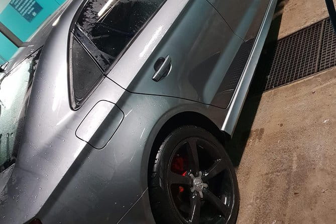 Standard vehicle from Charleroi airport to city of Brussels - The Experience of a Hassle-Free Airport Transfer