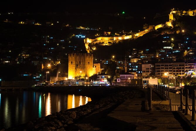 Starcraft Alanya Night Party Boat - What Makes This Tour Stand Out?