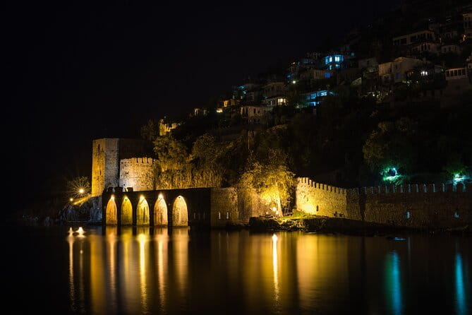 Starcraft Alanya Night Party Boat - Frequently Asked Questions