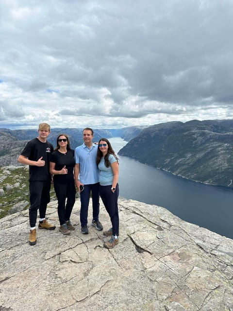 Stavanger: 5-Day Guided Hiking Tour to Preikestolen and More - Day 3: Reaching Trolltunga in a Challenging But Rewarding Hike