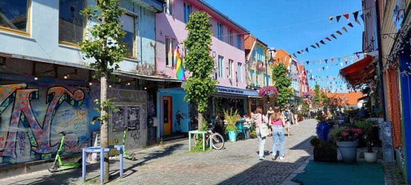 Stavanger: City Highlights Bus and Walking Tour - Scenic Views from Valbergtårnet