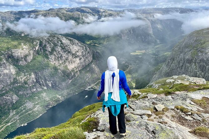 Stavanger Kjerag Hike with Guide and Transportation - Key Points / Takeaways