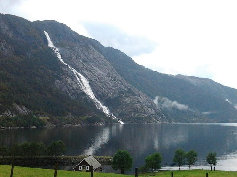 Stavanger: Trip to the Langfoss and Latefoss waterfalls - What’s Included and What to Keep in Mind