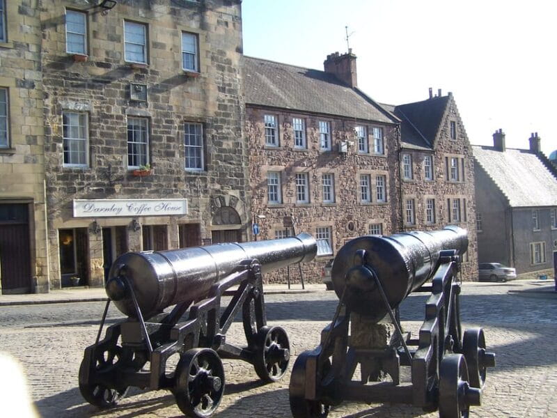 Stirling Castle and the Old Town: Private Walking Tour - Who Is This Tour Best Suited For?