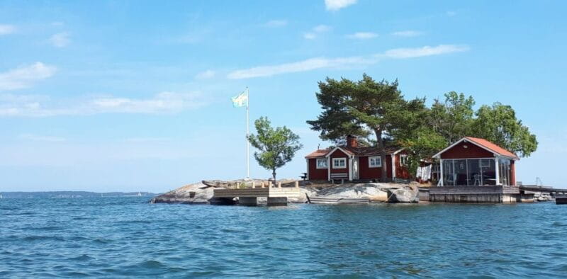Stockholm Archipelago RIB Speed Boat Tour with Swedish Fika - Who Is This Tour Perfect For?