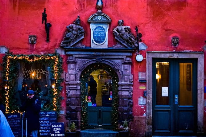 Stockholm Art Tour with a Local Expert: 100% Personalized & Private - Exploring Stockholm’s Artistic Heart