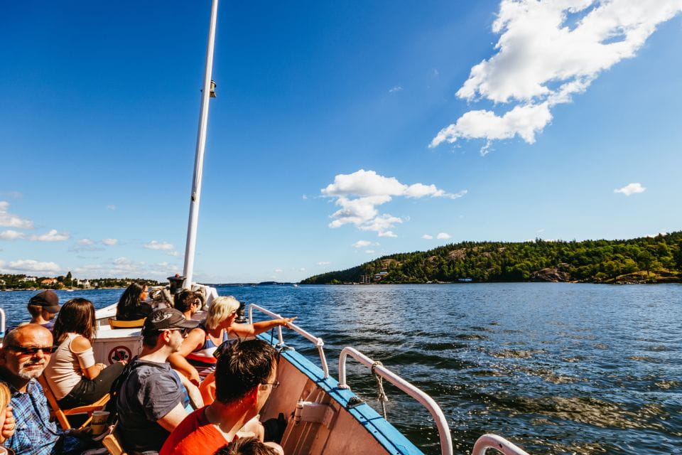 Stockholm: City Archipelago Sightseeing Cruise With Guide - Guided Experience