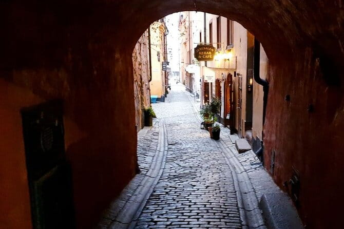 Stockholm Ghost Hunt: Self-Guided Tour and Puzzle Adventure - Who Is This Tour Best For?