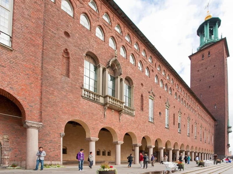 Stockholm in a Nutshell Tour - The Royal and Religious Sights