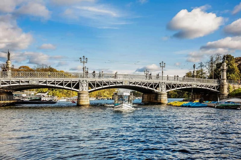 Stockholm: Land and Water Tour by Amphibious Bus - Who Should Consider This Tour?