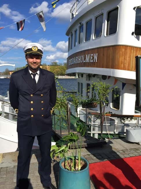 Stockholm: Midsummer Archipelago Boat Tour Live Guide DE/EN - Exploring Stockholm’s Archipelago from Water: An In-Depth Look