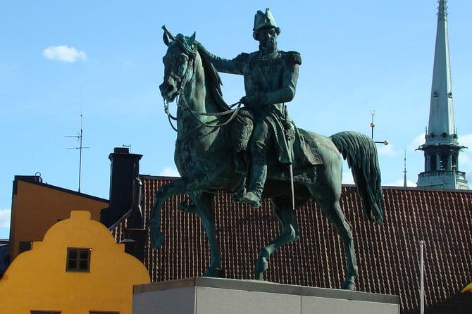 Stockholm Old Town and the Viking Museum, a Small Group Walking Tour - Practical Tips for Tour Day
