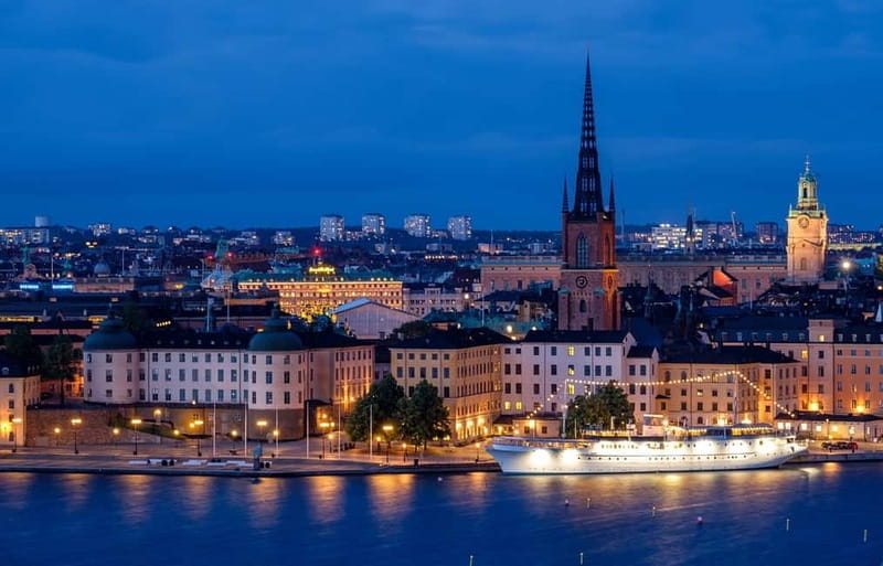 Stockholm: Old Town Walking Tour and Hop-on Hop-off Bus Tour - FAQ