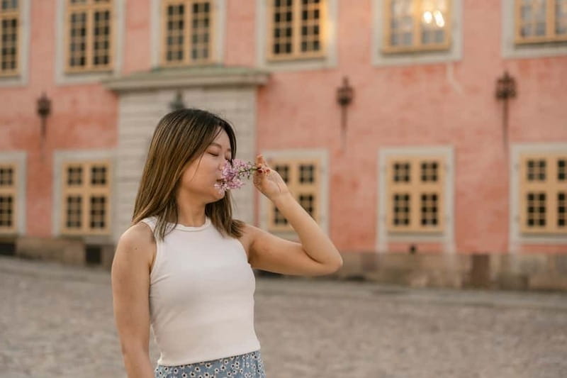 Stockholm: Private photoshoot in iconic spots - Exploring Stockholm in a One-Hour Private Photoshoot