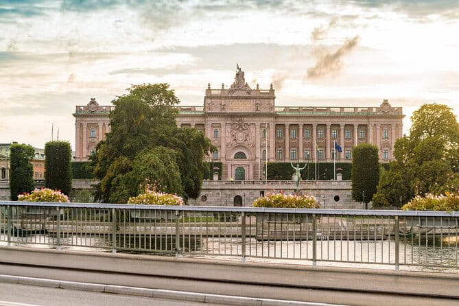 Stockholm Royal Palace Museums Gamla Stan Skip-the-line Tour - Key points/Takeaways