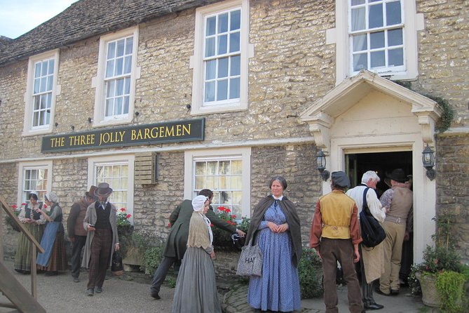 Stonehenge, Avebury, Cotswolds. Small Guided Day Tour From Bath (Max 14 Persons) - Historic Lacock Abbey