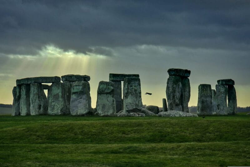 Stonehenge, Salisbury & Wiltshire Road Trip Travel Guide - Discover Wiltshire at Your Own Pace