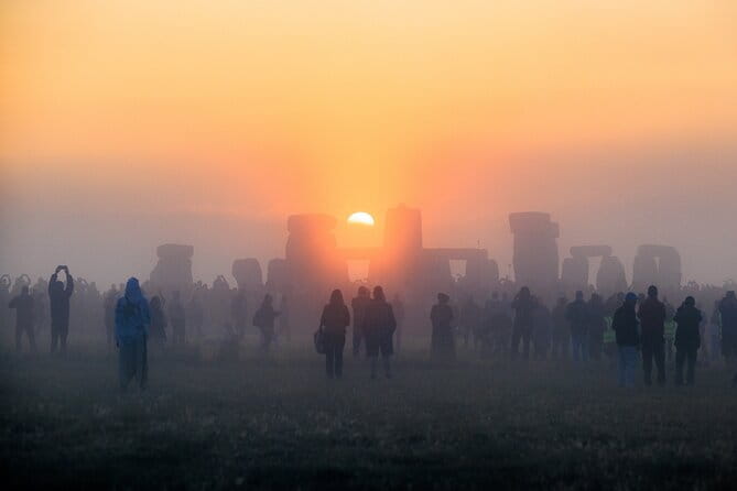Stonehenge Summer Solstice Tour from London: Sunset or Sunrise Viewing - FAQ
