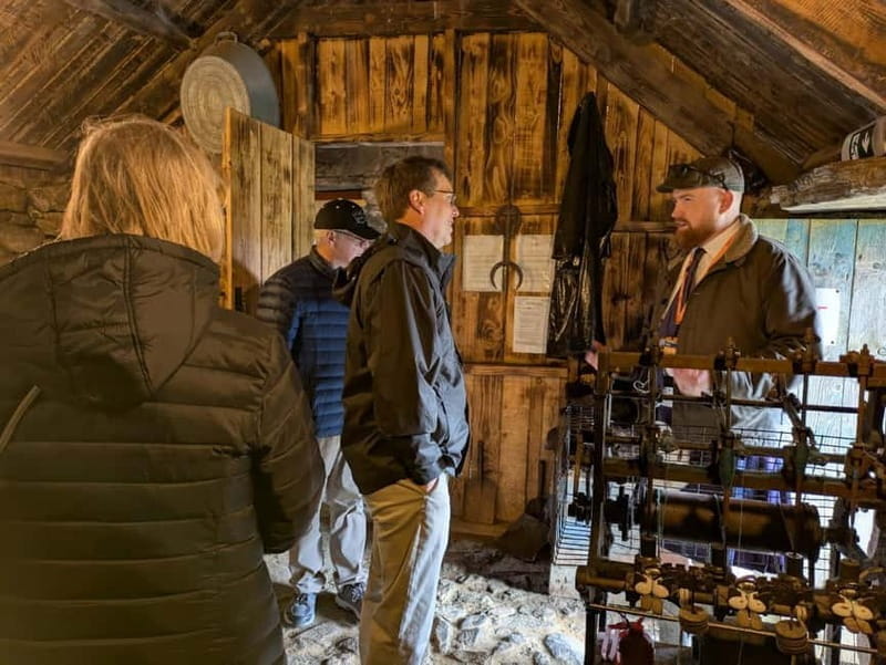 Stornoway: Private Tour Isle of Lewis - The Northernmost Lighthouse of Lewis at Butt of Lewis