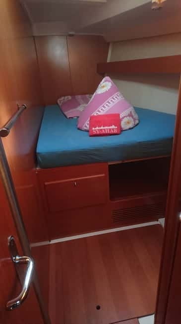 Stralsund: Hiddensee Sailboat Trip with Snacks and Drinks - Practical Details and Tips