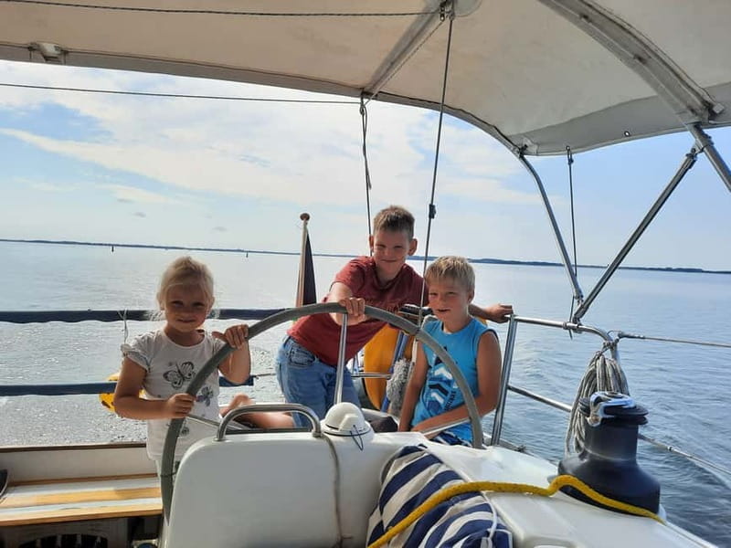 Stralsund: Hiddensee Sailboat Trip with Snacks and Drinks - The Experience Provider: Segelyacht AHAB
