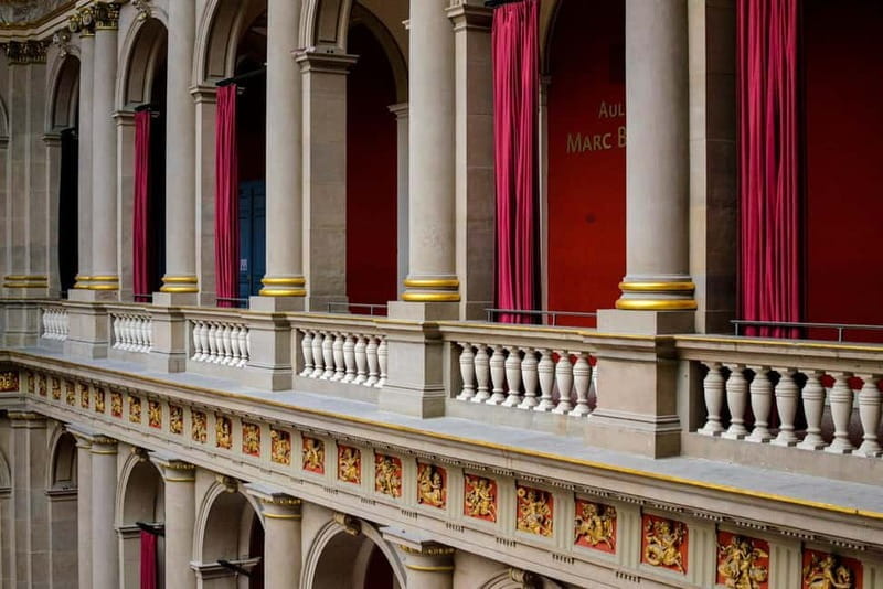 Strasbourg, culinary city tour with tastings in the new town - Botanical Gardens and Culinary Tastings