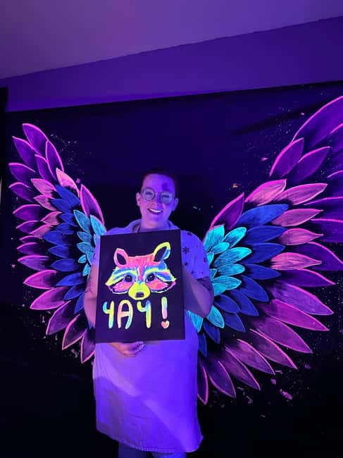 Strasbourg: Painting in the dark workshop with drinks - Why This Experience Offers Great Value