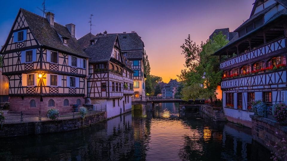 Strasbourg: Private Traditional Food Walking Tour - Local Insights and Perspectives